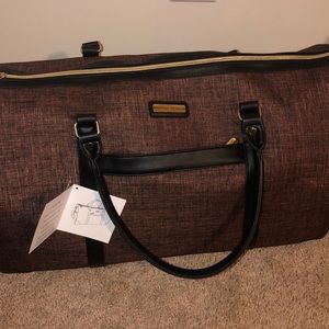 Adrienne vittadini duffle bag ! $75